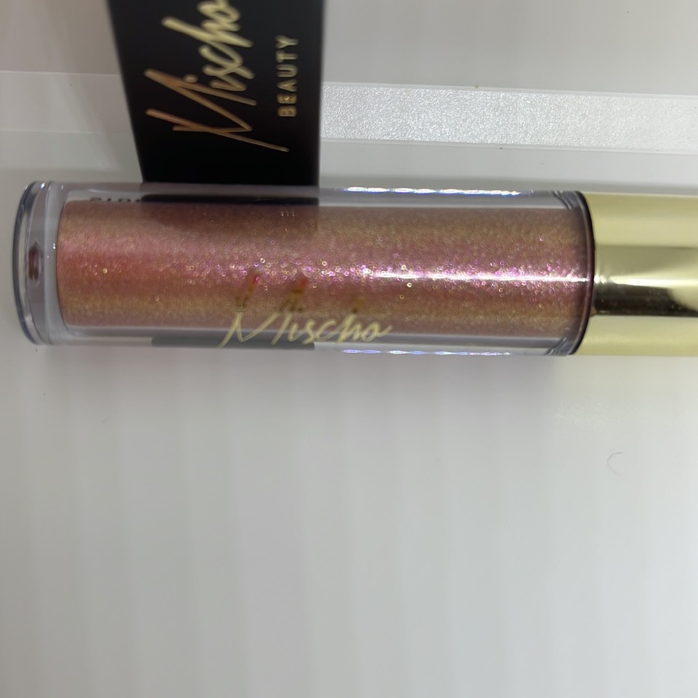 Liquid Eyeshadow ❤️🎉 - Picture 3 of 3